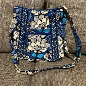 Vera Bradley blue floral Hipster bag